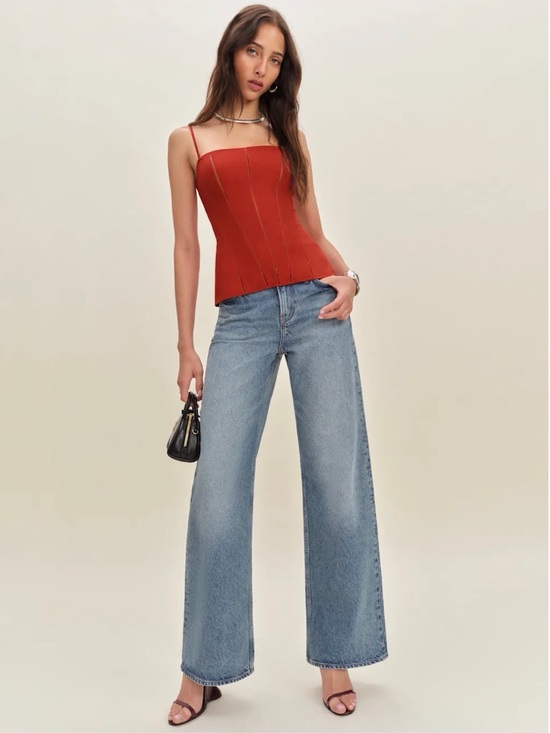 Reformation Tops - NWT Reformation Hilda Top